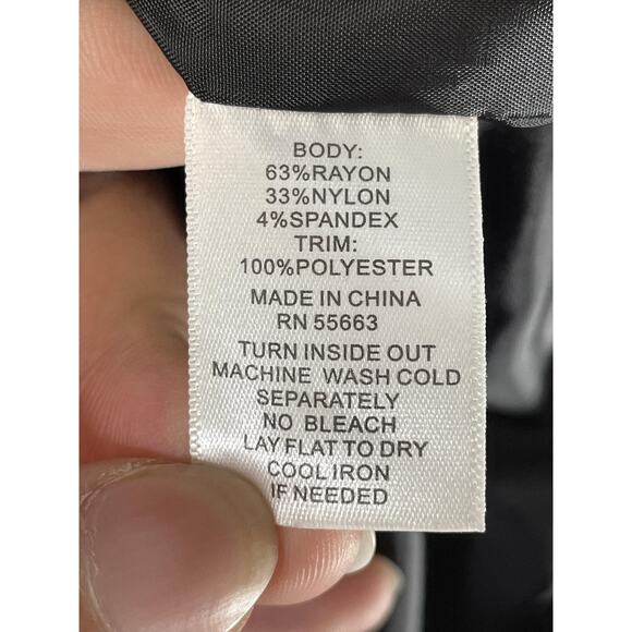 Rachel Zoe Vest Womens 1X Black Gold Button Longline Sleeveless Pockets Plus - Picture 6 of 7